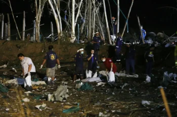 Explosión en fábrica de fuegos artificiales deja 23 muertos