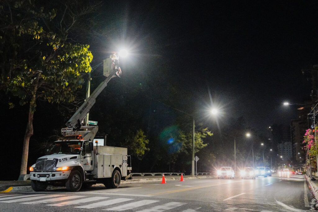 Edesur instaló más de 18,000 luminarias Led nuevas, y reparó 33,000 durante el 2023
