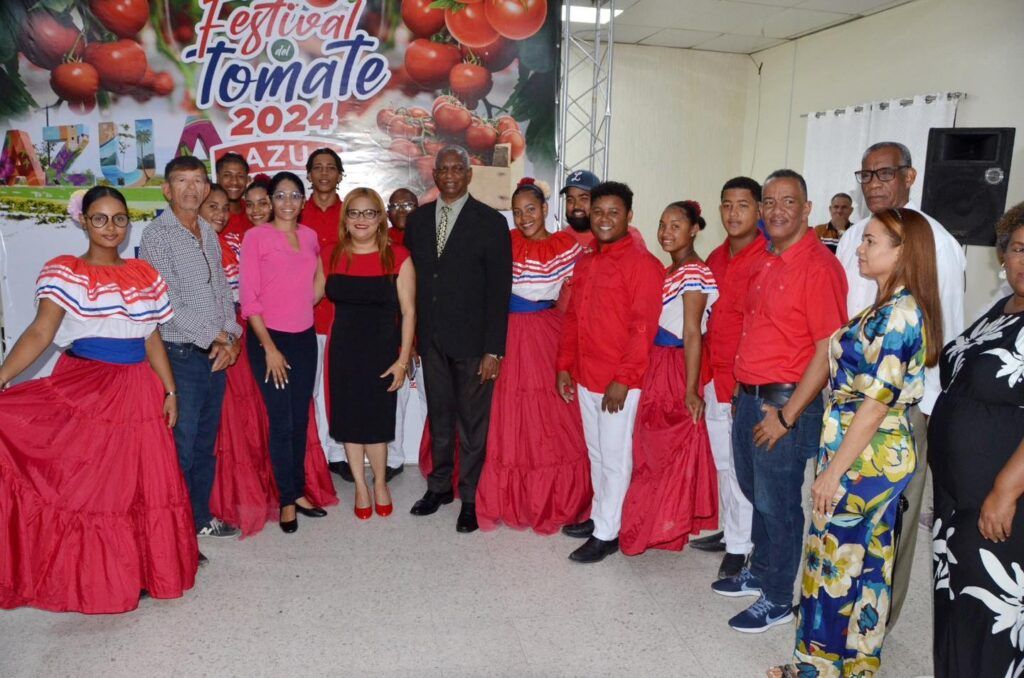 Gobernación de AZUA y el FEDA anuncian Segundo Festival del Tomate
