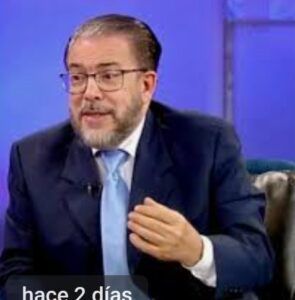 PRM anuncia candidatura de Guillermo Moreno a senador por el Distrito Nacional