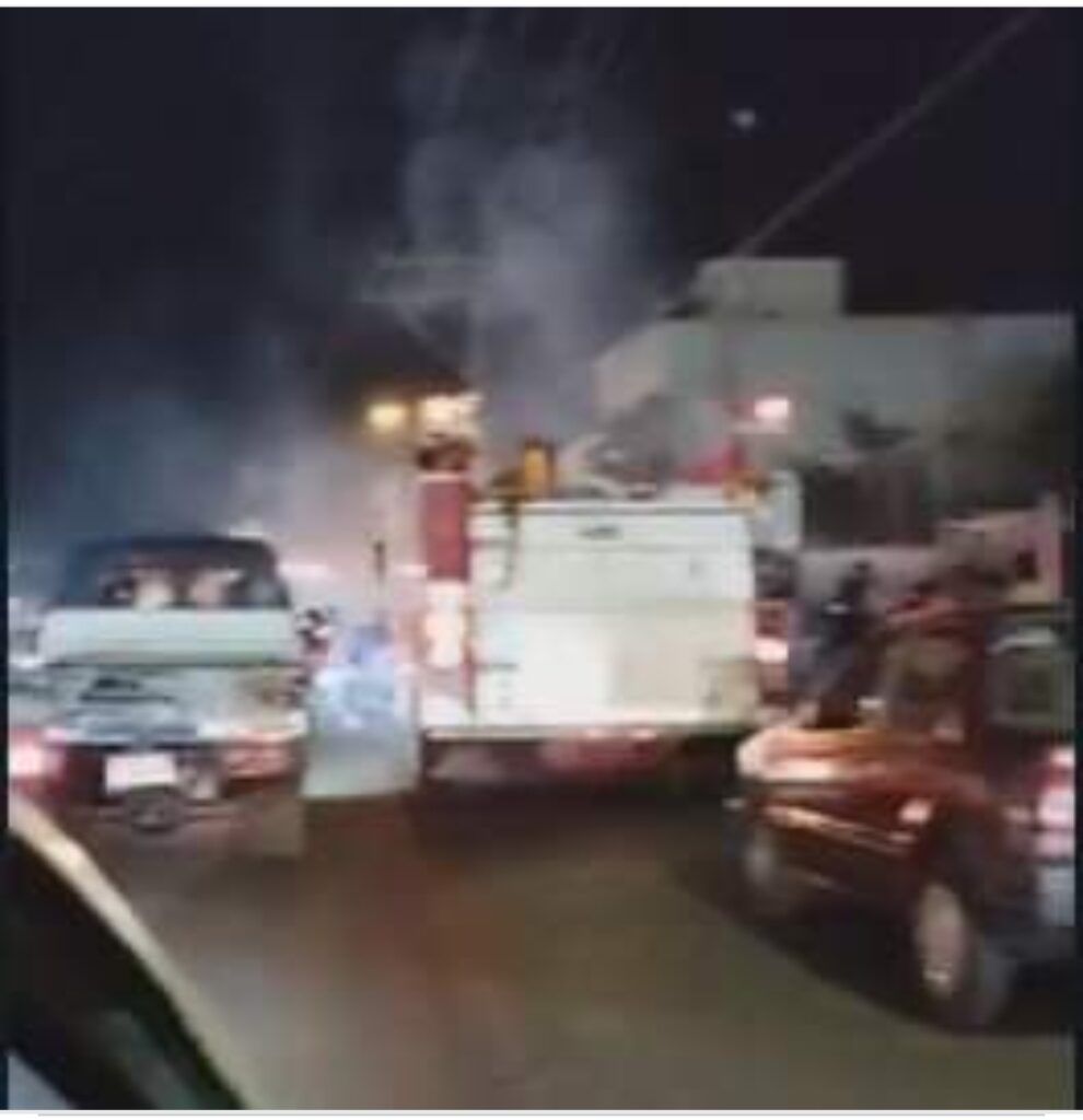 Tres muertos tras incendiarse carro en Santiago
