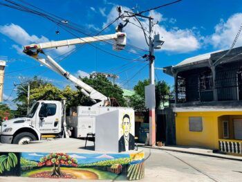 Edesur ilumina sectores en Baní y Nizao