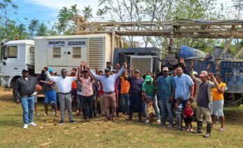 Gobierno dominicano provoca júbilo en comunidad rural de Boyá con envío máquina perforadora de pozos de agua