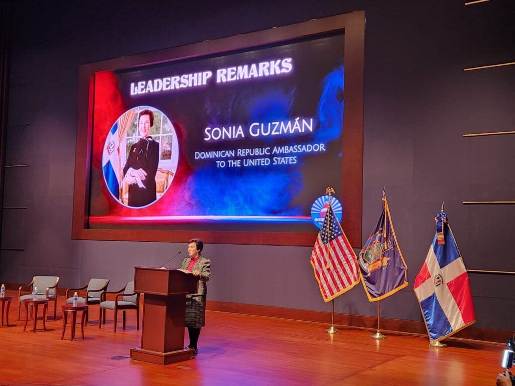 Sonia Guzmán destaca impacto de la comunidad dominicana en el exterior