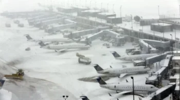 Suspenden un millar de vuelos en EE.UU.