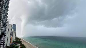 Emiten alerta de tornado para Miami y precauciones en el sur de Florida