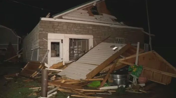 Dos muertos por una tormenta y tornado en Ohio