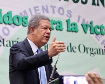 Leonel inicia encuentros populares con sectores de la sociedad