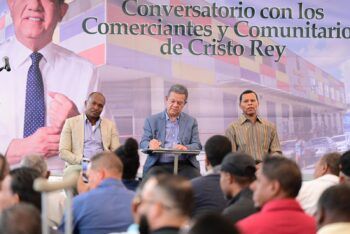 Leonel retoma conversatorios populares