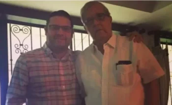 Muere el padre del director de Aduanas