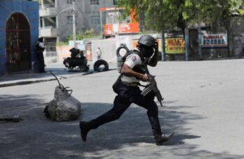Pandillas atacan barrios ricos de Haití