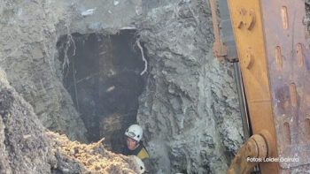 Mueren seis personas tratando de rescatar a un plomero