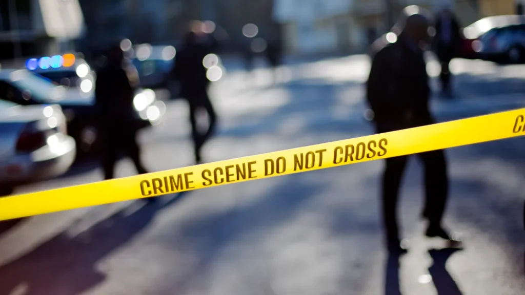 Policía mata a hombre armado que se atrincheró dentro un centro comercial en Arkansas
