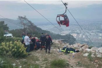174 personas son rescatadas en Turquía tras un accidente de teleférico