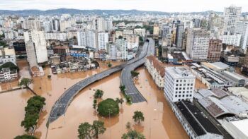 Se elevan a 79 los muertos por las inundaciones en Brasil