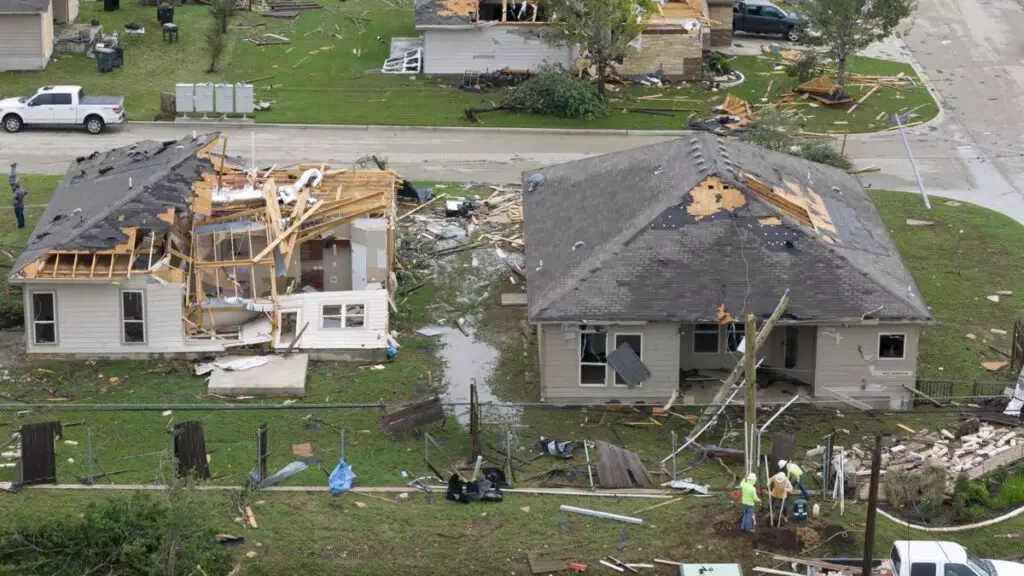 Se elevan a 11 los muertos por tormentas en Texas, Oklahoma y Arkansas