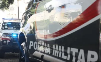 Adolescente mata a sus padres y hermana tras discusión por un celular