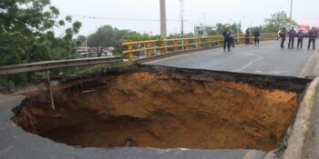 Cuatro muertos por colapso de puente en Colombia