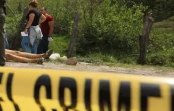 Asesinan mujer y sus dos hijas a machetazos en Honduras