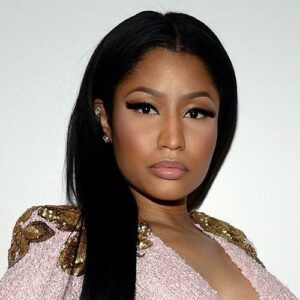 Detienen a Nicki Minaj por supuesta posesión de drogas