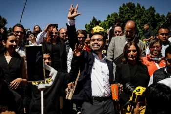 Nueve muertos y varios heridos tras el desplome de un escenario en un mitin en México