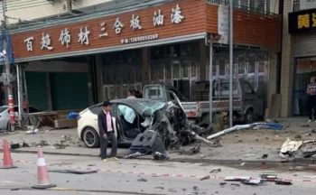 Cinco muertos en China tras choque entre un auto y camión cisterna