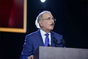 Danilo llama «ratas» a los que abandonaron al PLD