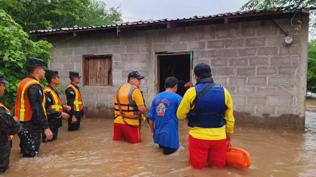 Tres muertos y más de 9.000 afectados en Honduras por las lluvias