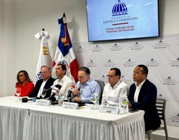 Distribuidoras informa los daños del sector eléctrico tras los efectos de Beryl