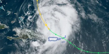 Ernesto se convierte en huracán tras pasar por Puerto Rico