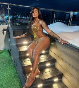 Madre de Yailin se lanza a la música 