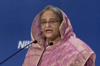 Dimite la primera ministra de Bangladesh