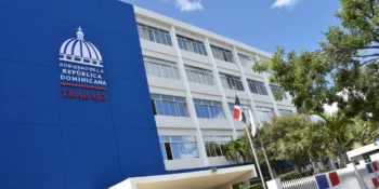 ¿Buscas empleo? Hotel necesita 180 trabajadores en Santiago