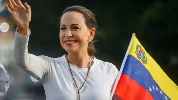 Corina dice que «el final del régimen del horror se acerca» en Venezuela