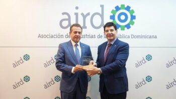 AIRD reconoce, por unanimidad, al ministro Bisonó por su apoyo al sector industrial