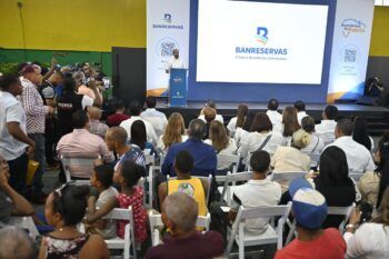 Cientos asisten a jornada Bancarizar es Patria en San Carlos Samuel Pereyra: