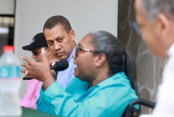 Indotel se compromete a cumplir inserción de personas con discapacidad en la institución