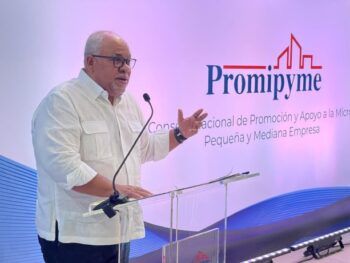 Promipyme entrega crédito de RD$94.5 millones en Los Alcarrizos