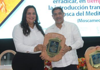 RD logra la erradicación mosca del Mediterráneo