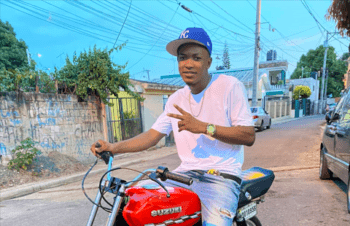 Un muerto y un herido tras accidente de motores en San Miguel de Manoguayabo