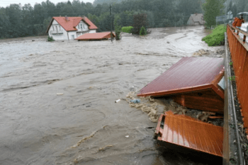 Grandes inundaciones dejan al menos 16 muertos y miles de evacuados en Europa