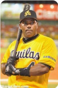 Miguel Tejada regresa al béisbol con Águilas Cibaeñas