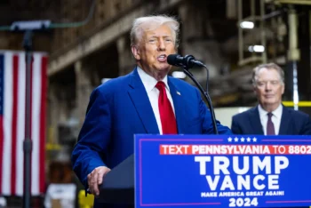 Encuestas ubican a Trump avanzando en carrera por presidencia de EE.UU.