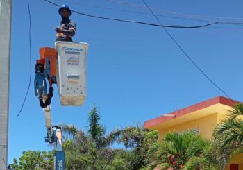 Edesur desmantela conexiones ilegales en Barahona