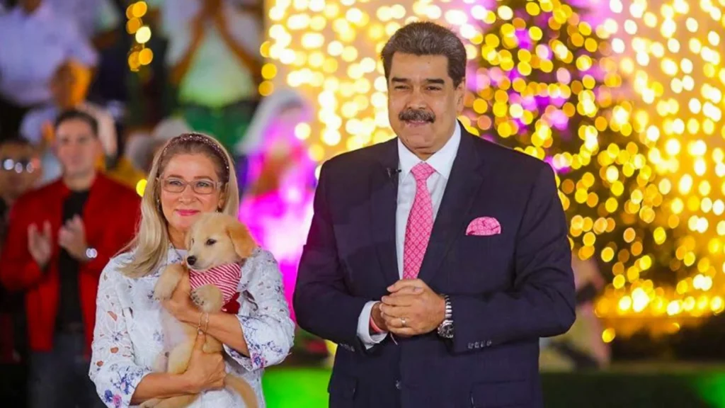 Maduro adelanta la Navidad