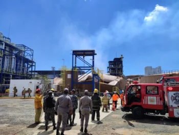 Dos desaparecidos tras implosión en Casa Brugal