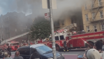 Incendio afecta decenas de apartamentos en El Bronx