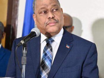 Gobierno haitiano condena deportaciones masivas de haitianos