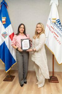 Faride Raful es reconocida como funcionaria Pública del Mes