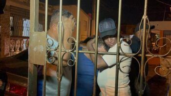 Muere joven electrocutado tras intentar ingresar a su vivienda en Santiago